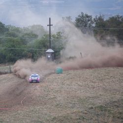 img-3949-web-68794849f4039132332314.jpg