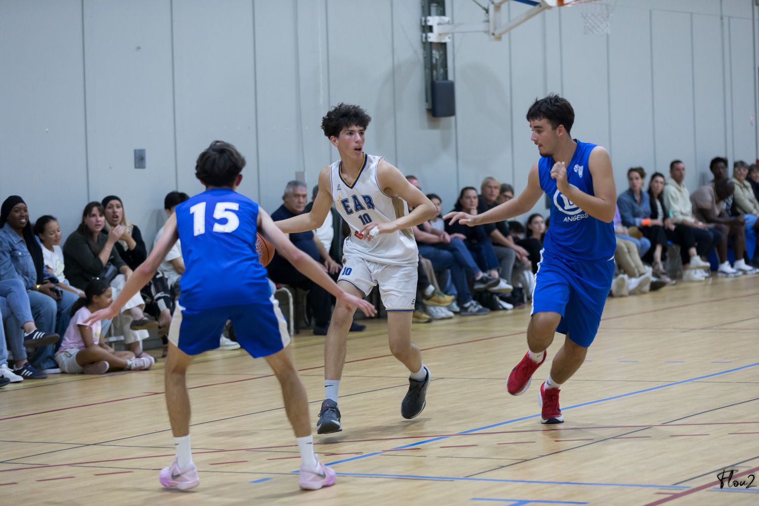 img-4899-web-68d01e3e616d4579400373.jpg
